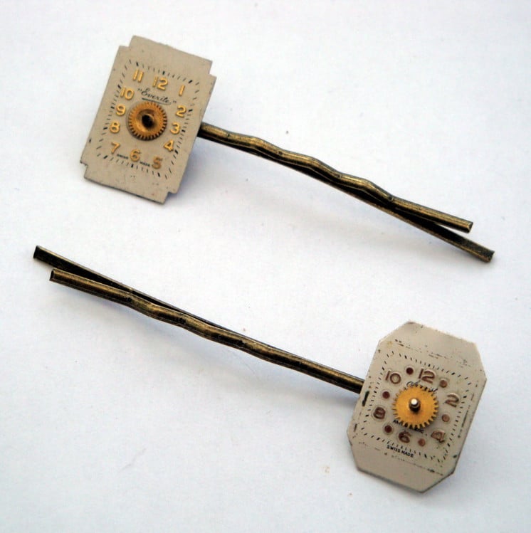 Steampunk hair grip / bobby pin set with vintage watch faces SP016