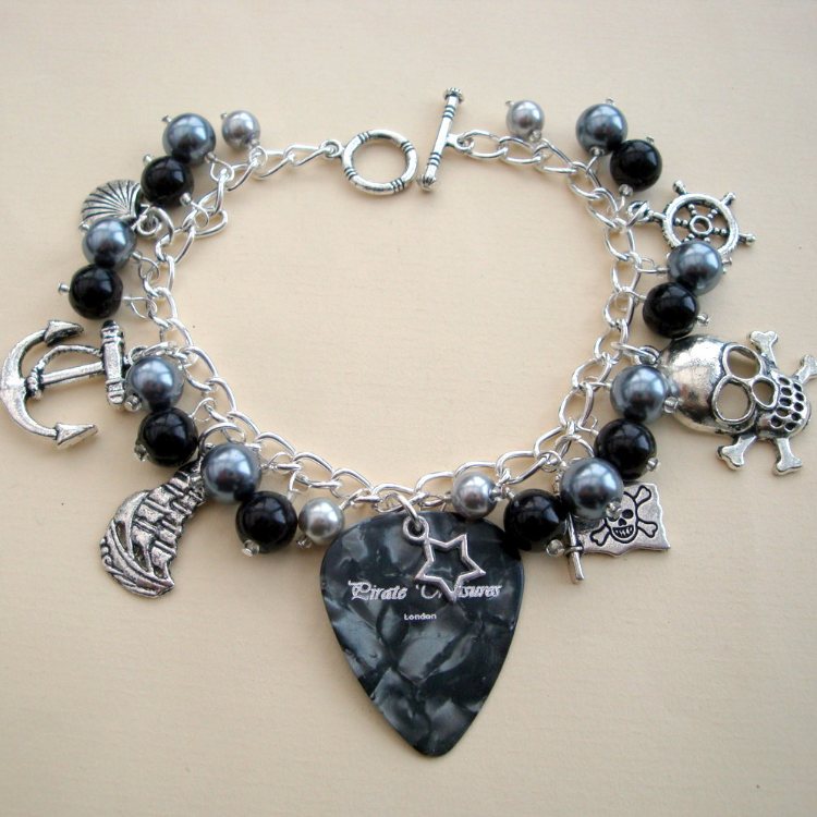 PCB094 Black & silver pirate plectrum charm bracelet