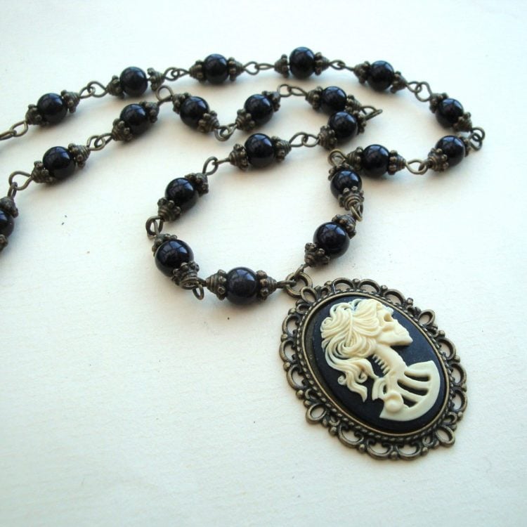 Gothic Skeleton lady cameo black beaded necklace PN142
