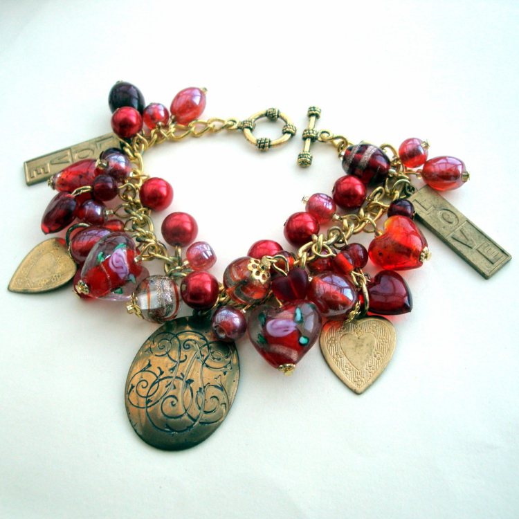 Vintage Valentine handmade bracelet with red hearts and charms VCB012