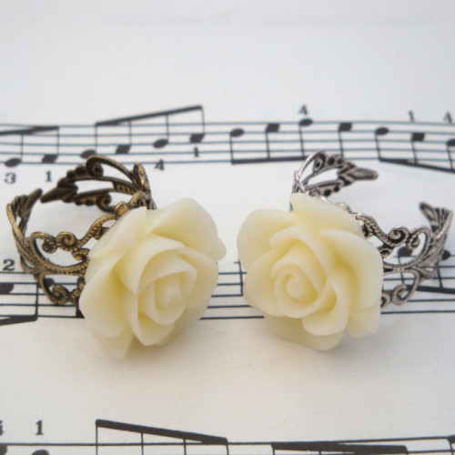 Vintage inspired rose ring on filigree base - ivory