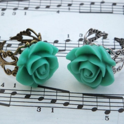 Vintage inspired rose ring on filigree base - mint green