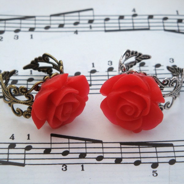 Vintage inspired rose ring on filigree base - red