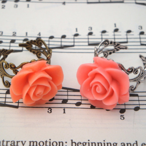 Vintage inspired rose ring on filigree base - salmon pink