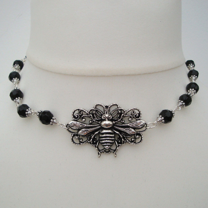 Vintage inspired silver bee beaded choker necklace VN084