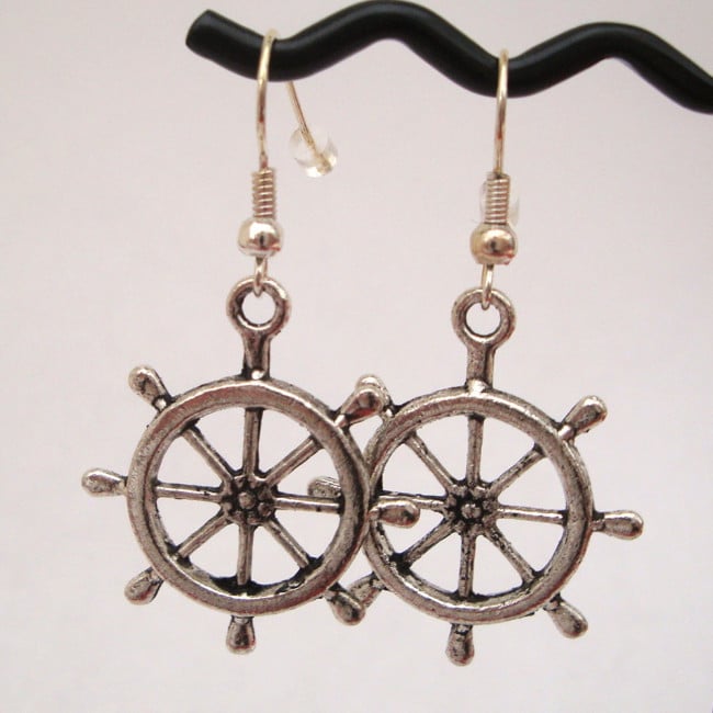 Silver pirate ships wheel earrings PE004