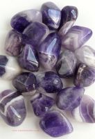 Amethyst (banded) Crystal Tumbled Stone 20-25mm