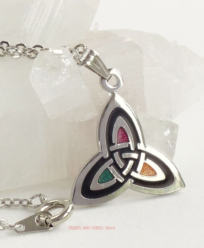 Triquetra Celtic Trinity Knot Necklace silver plate (stock)