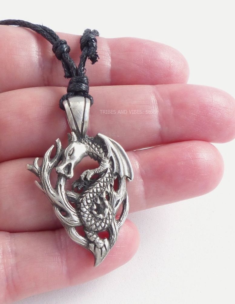 Chinese Wood Dragon Pendant Necklace for 1964 1965 2024