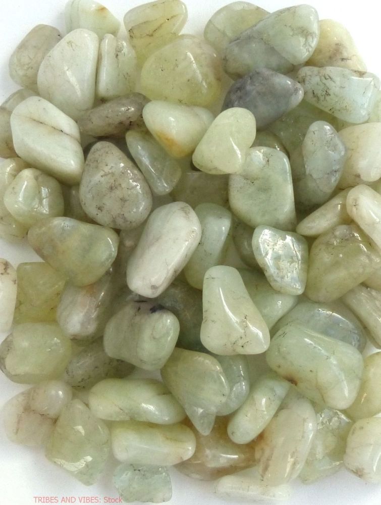 Beryl (green) Crystal Tumbled Stones 20-25mm (stock)