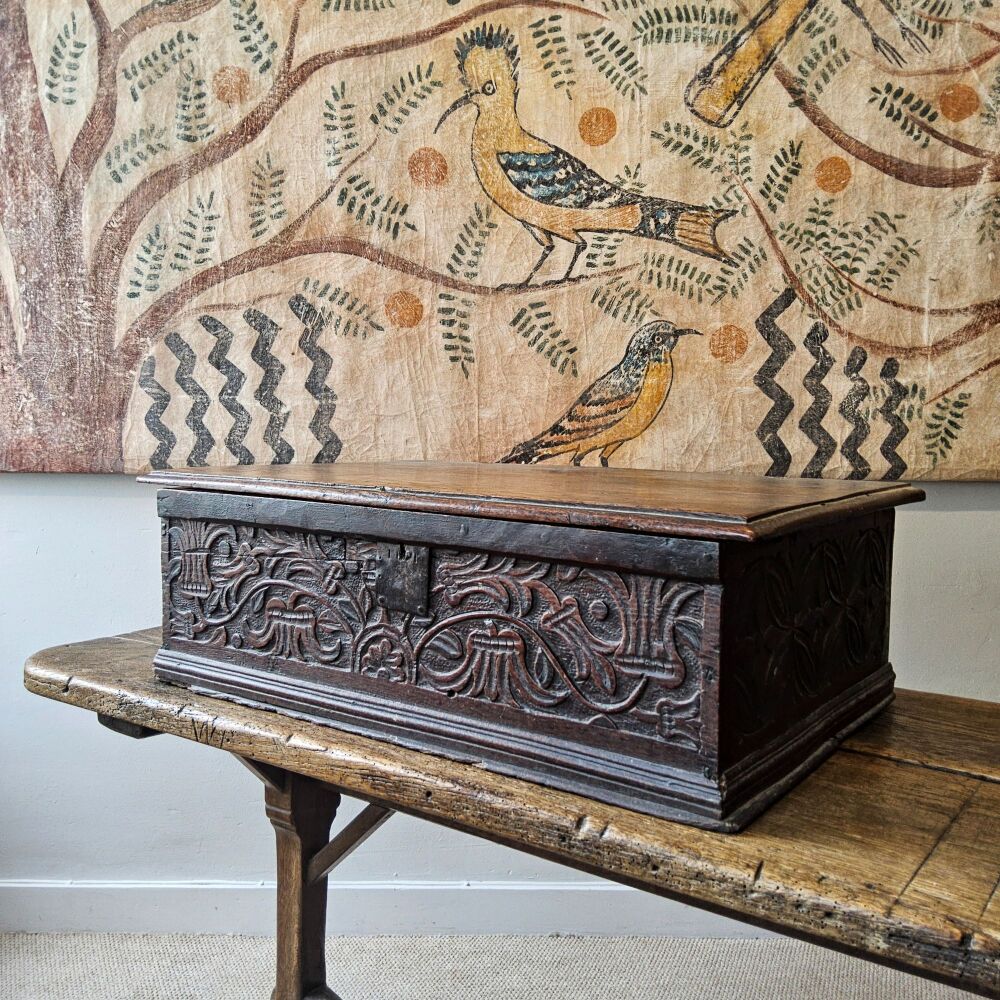Boarded box