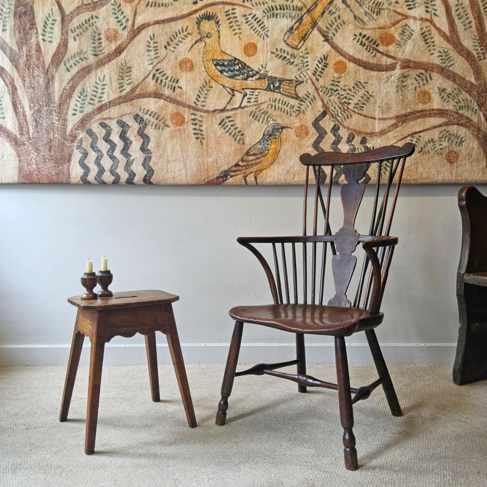 Comb back Windsor armchair