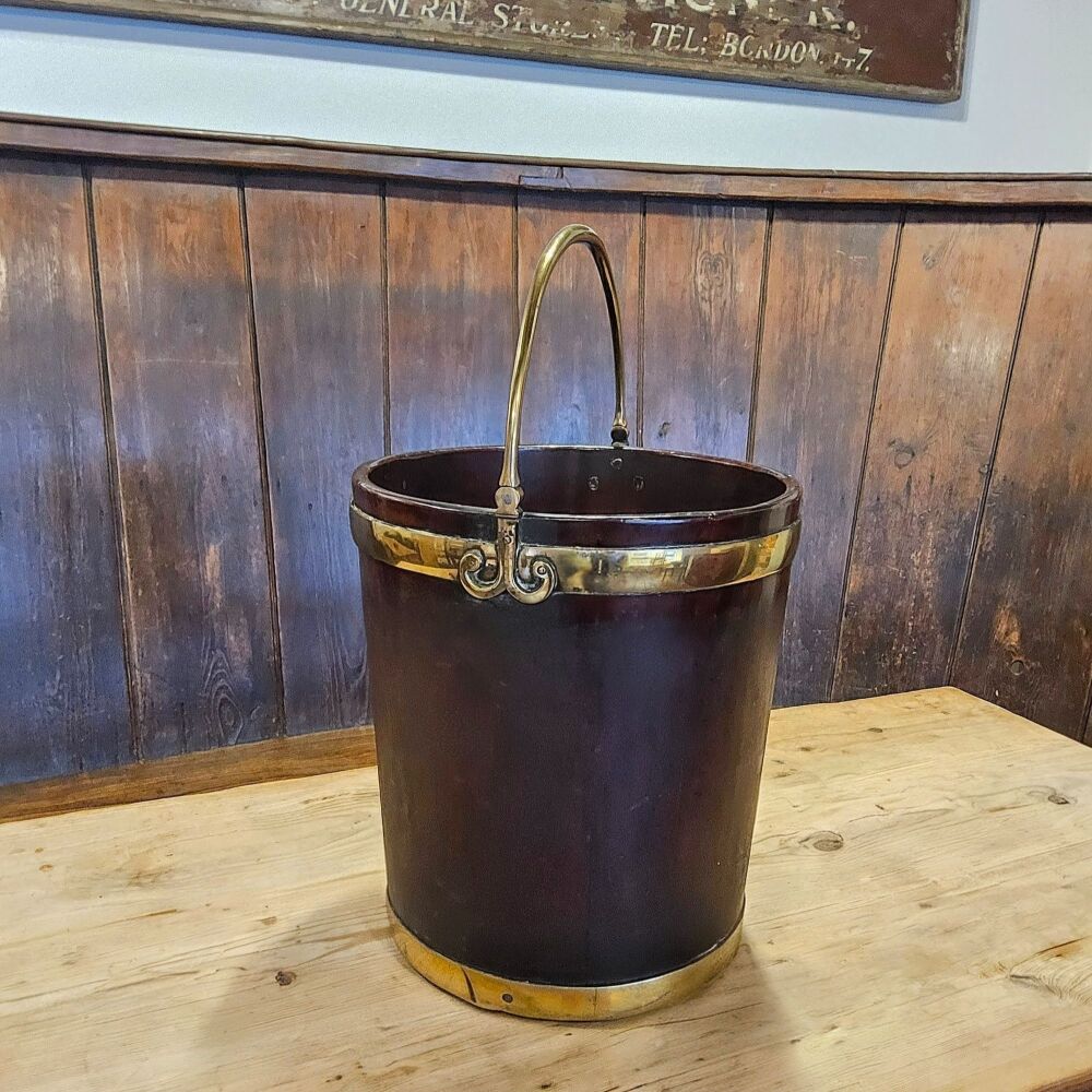 Georgian peat bucket