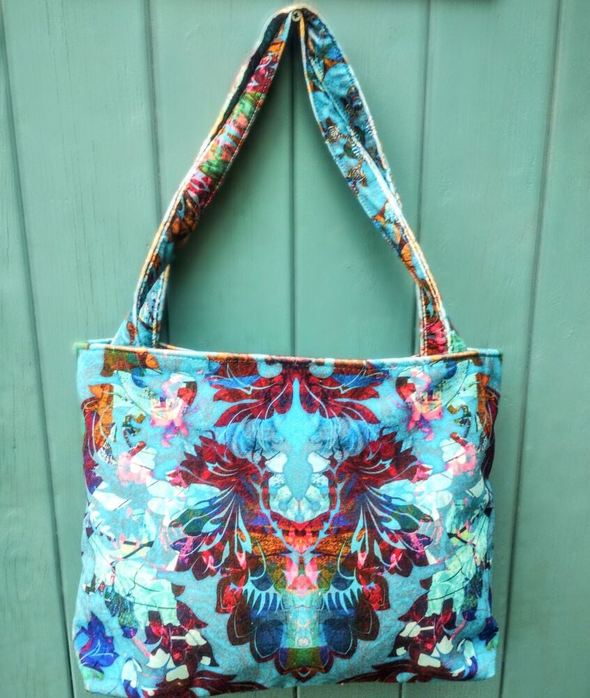 Bags of Style : Stunning Tote Bag in Deadstock Designer Sustainable Velvet.