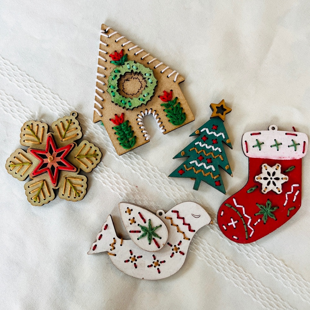Christmas ornament set
