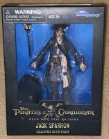 Jack Sparrow Collectible Action Figure By Diamond Select