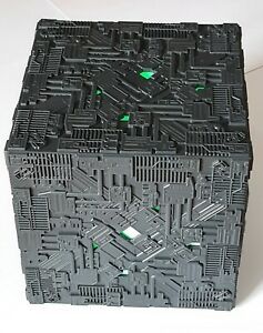 Eaglemoss Star Trek Light Up Borg Cube