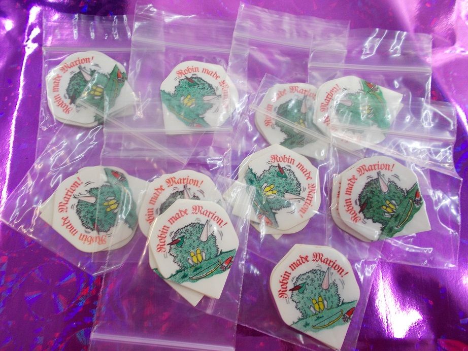 Dart Flights Standard Shape , 10 sets of 3 new flights (D23)