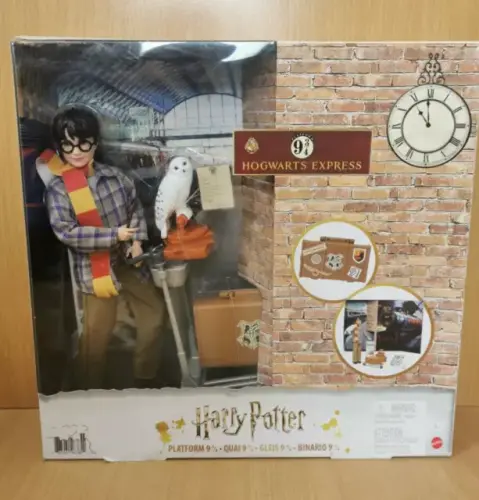 Harry-Potter-Hogwarts-Express-Platform-9-3-4-Playset