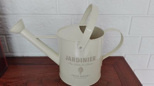 Jardinier small watering can cream