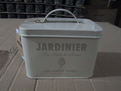 Jardinier seed box cream
