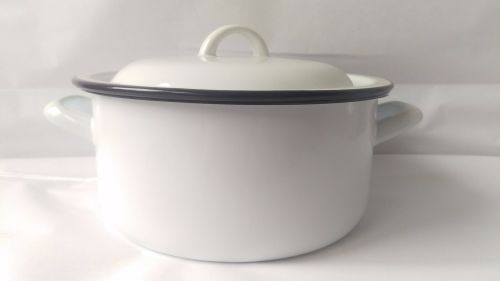 3L Casserole Pot - White