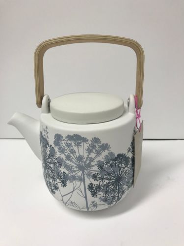 Clarissa Hulse Dill Teapot with Infuser