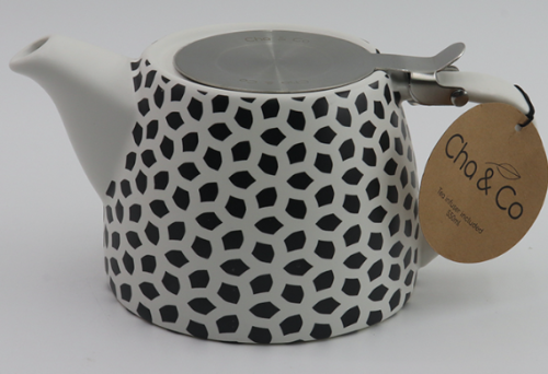 CHA & CO MONO SPOT TEAPOT 550ML