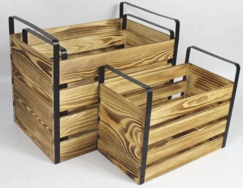 MEDIUM METAL HANDLE WOODEN CRATE
