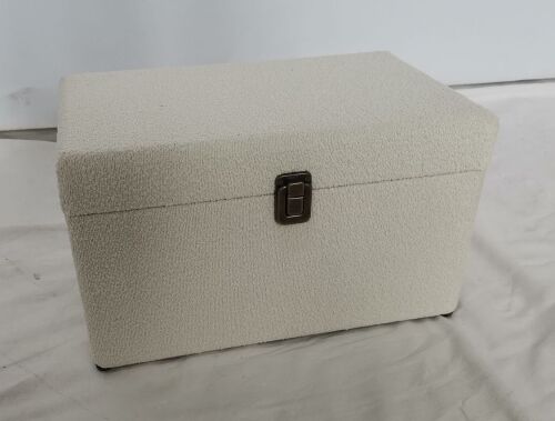 BOUCLE CITY LIVING TRUNK