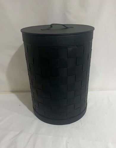 LARGE LIDDED BASKET