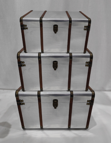 LARGE METAL STEAMER