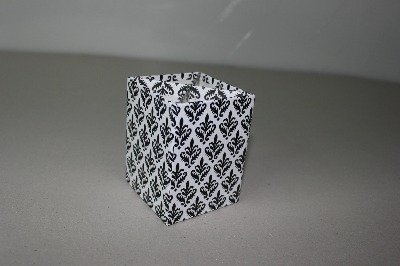Bluewhite Pen Hold