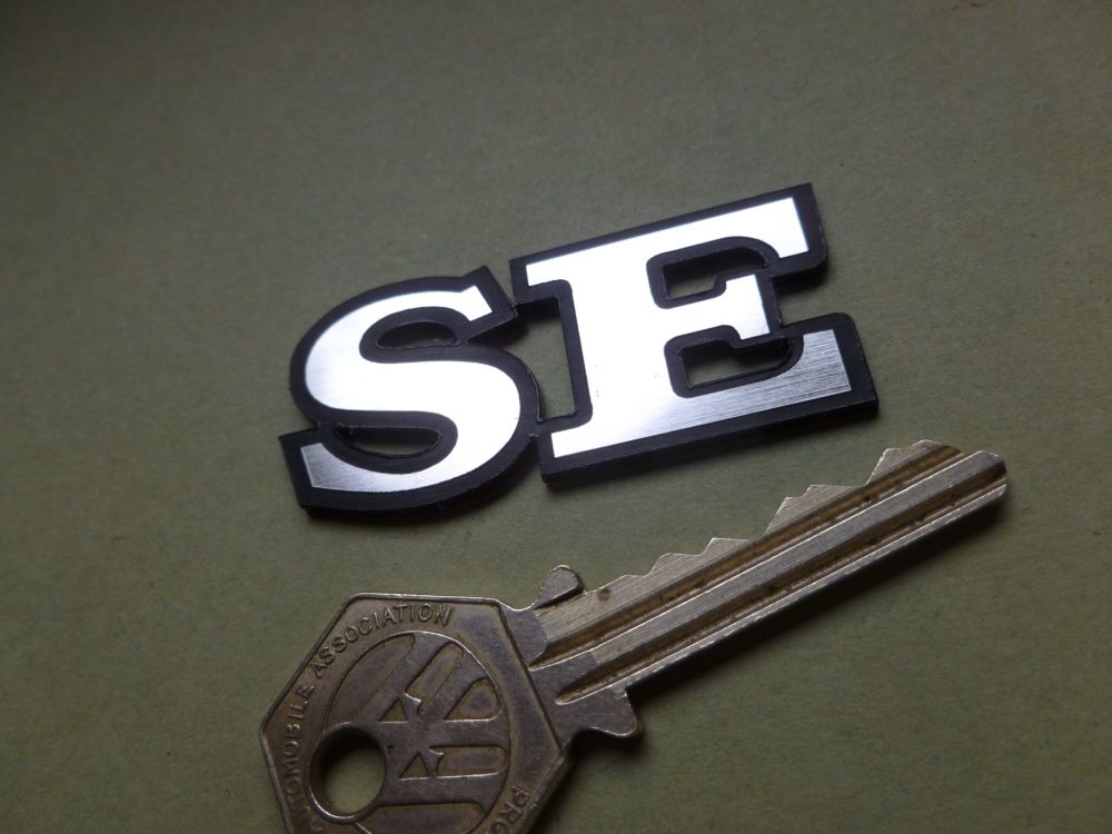'SE' Text Laser Cut for Lotus Self Adhesive Car Badge. 5.25