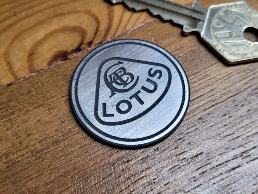 Lotus Old Style Round Coachline Self Adhesive Car Badge - 38mm