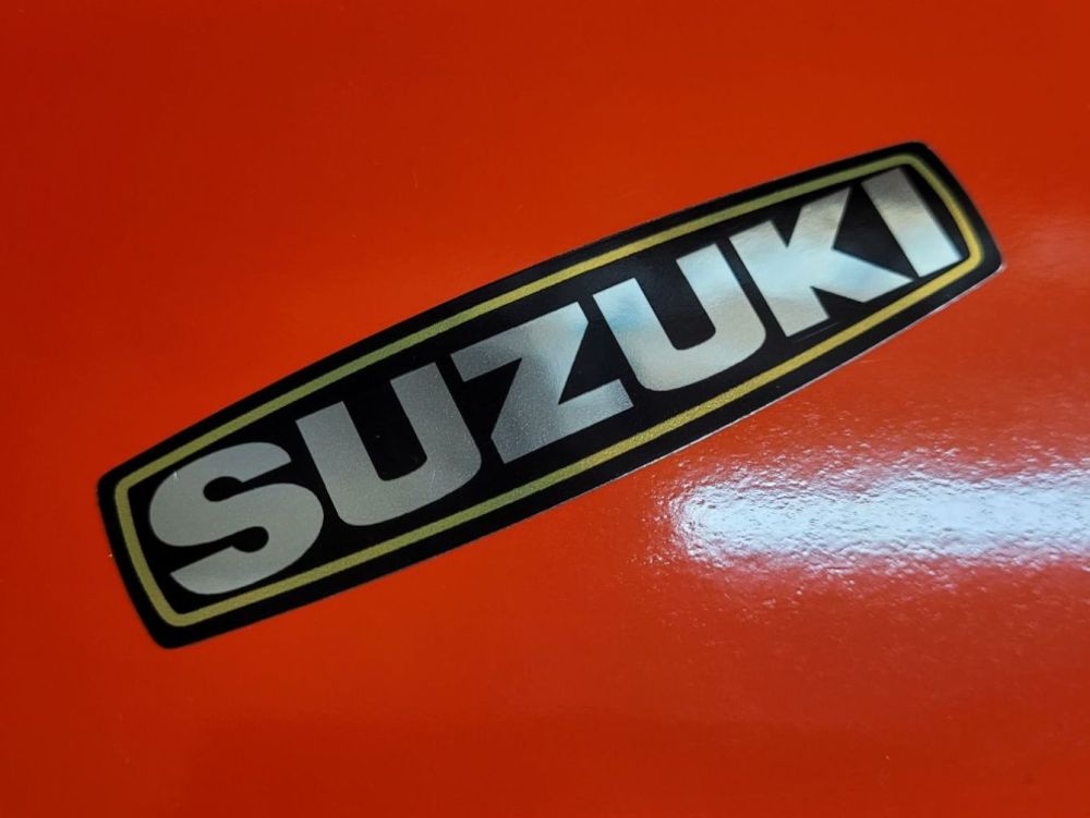 Suzuki GT 500/550/750 Series Alternator Engine Case Gold Coachline Sticker - Various Sizes
