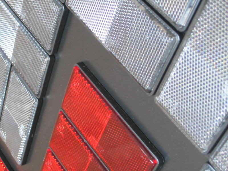bow wow  ( detail )