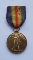 Victory Medal to GS/5188 Pte H Danes R W Kent R / Becourt Military Cemetery