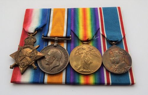 1914/15 Trio and 1937 Coronation medal to 43645 DVR E J Roche RFA