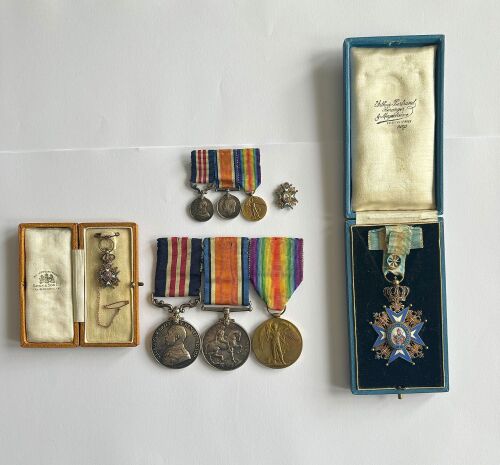 An exceptionally rare Great War MM to Miss M Favidson BRCS VAD / Awarded fo