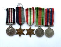 A Second World War Italian front MM group to BMBR Ainsworth RA
