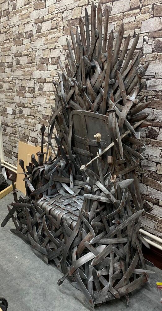 Throne commission GAME OF THRONES IRON THRONE INSPIRED WITH JOHN SNOW STYLE SWORD