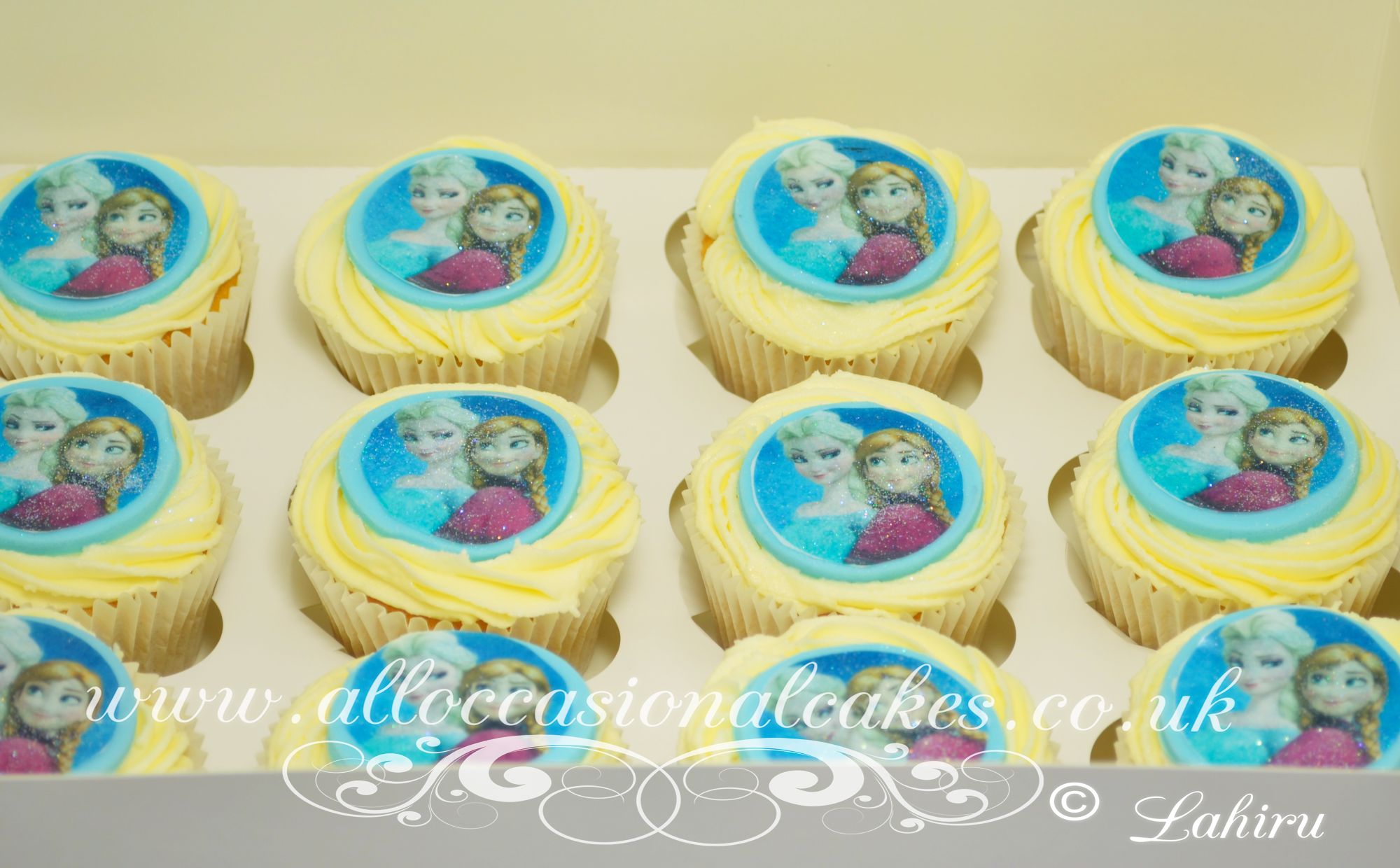 frozen themed cupcakes