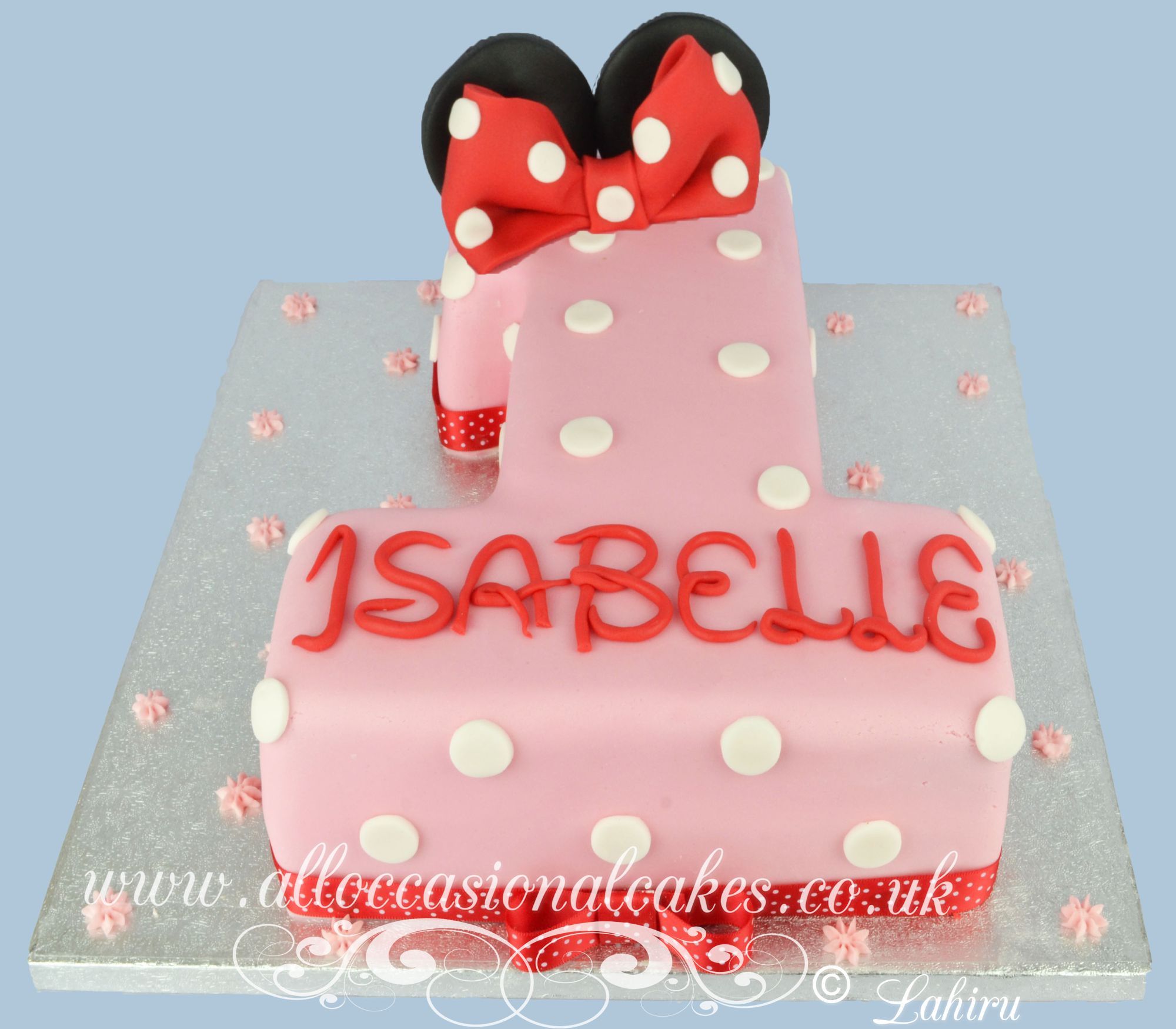 minnie mouse theme birthday cake