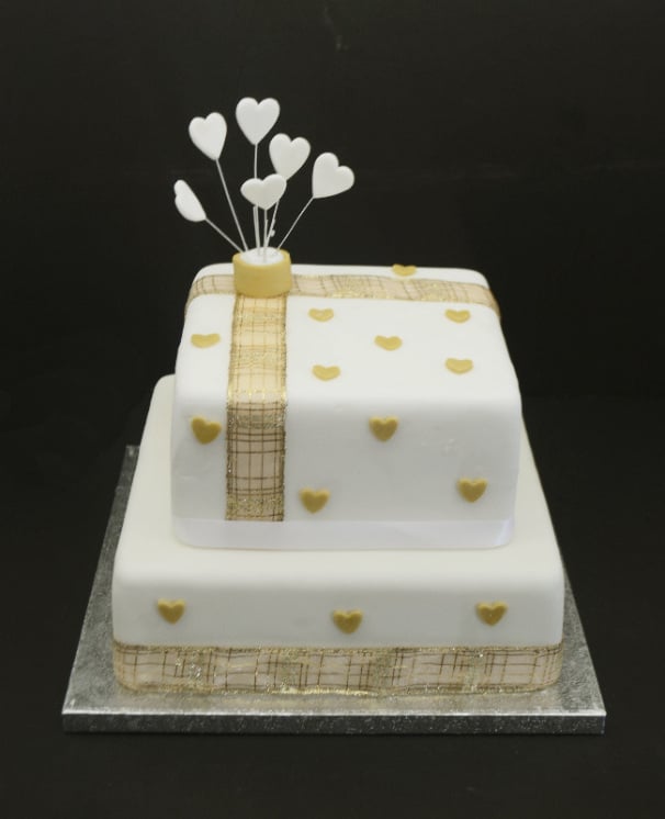 gold anniversary cake