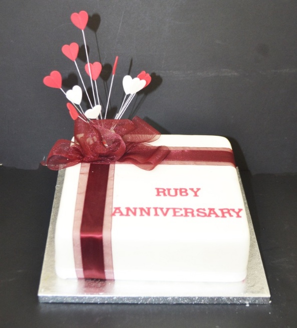 ruby wedding anniversary cake 