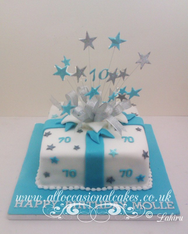 blue and silver parcel cake