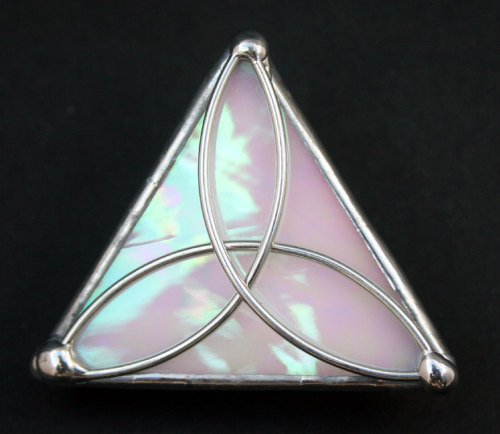 Celtic Triquetra Brooch
