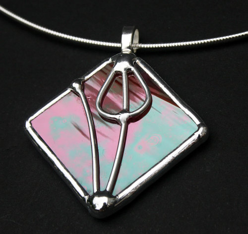 Bud & Stem Pendant
