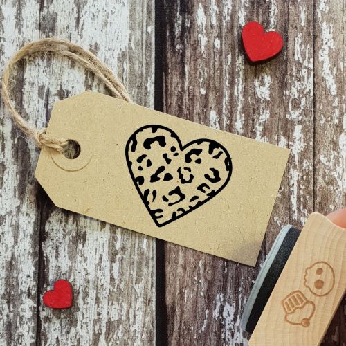 ****NEW FOR 2021**** Leopard Print Heart Rubber Stamp